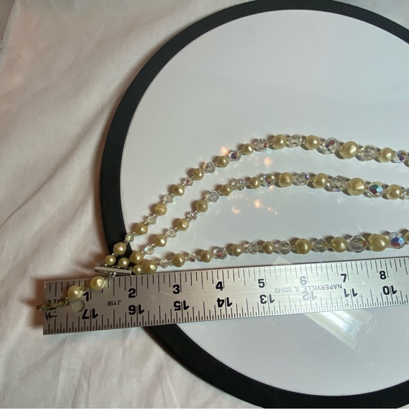 Vintage Laguna 3 Strand Crystal and Faux Pearl necklace. - Picture 7 of 8